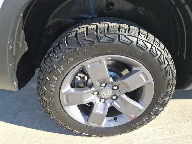 Used 2025 Honda Ridgeline TrailSport image 6