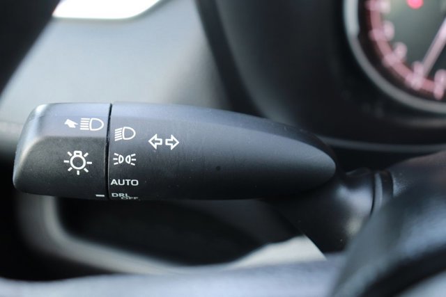 Used 2025 Toyota RAV4 XLE image 24