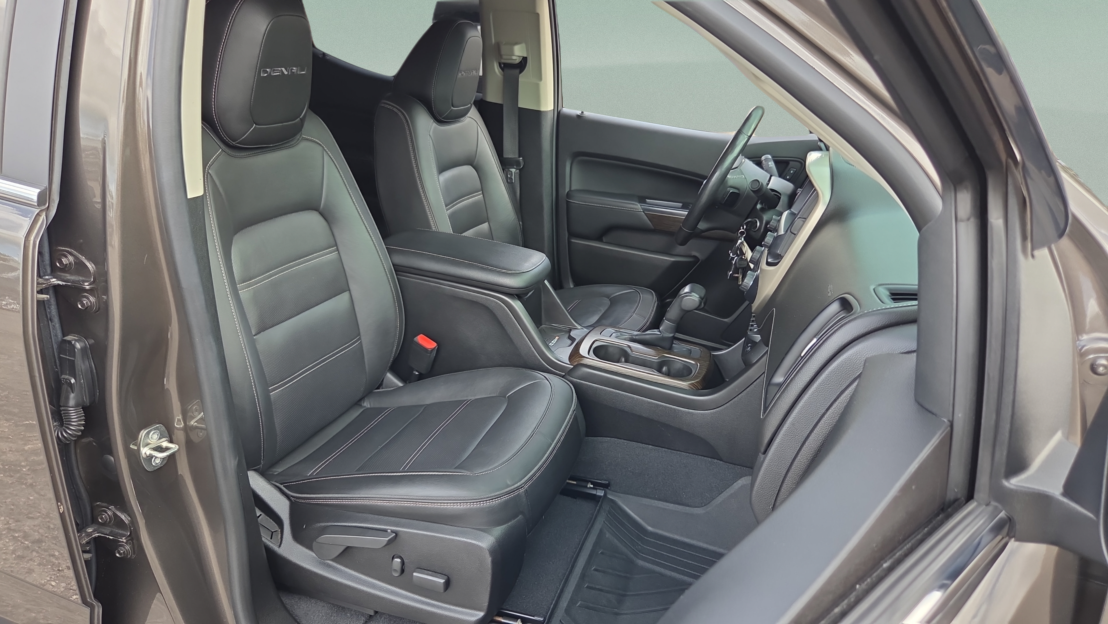 Used 2019 GMC Canyon Denali AWD/4WD image 15