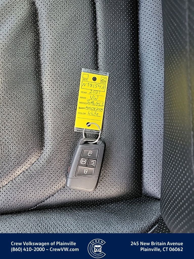 Certified 2021 Volkswagen Jetta GLI Autobahn w/ GLI Autobahn Black Package image 36