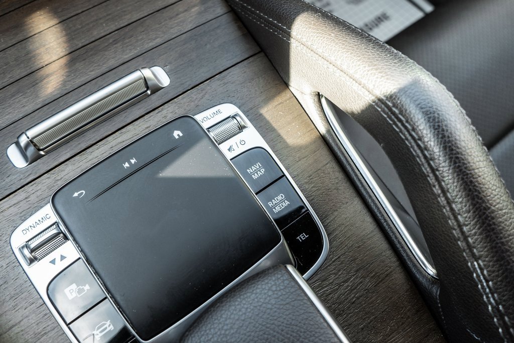 Used 2020 Mercedes-Benz GLE 350 4MATIC image 8