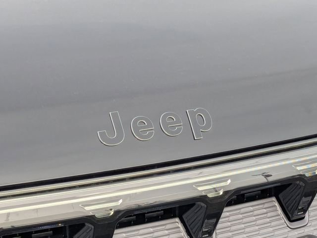New 2026 Jeep Grand Wagoneer L Limited image 11