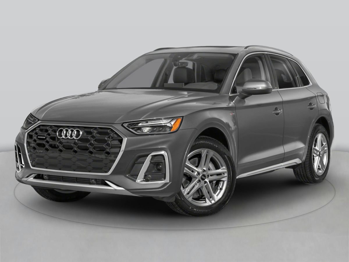Used 2024 Audi Q5 e Premium w/ Convenience Package