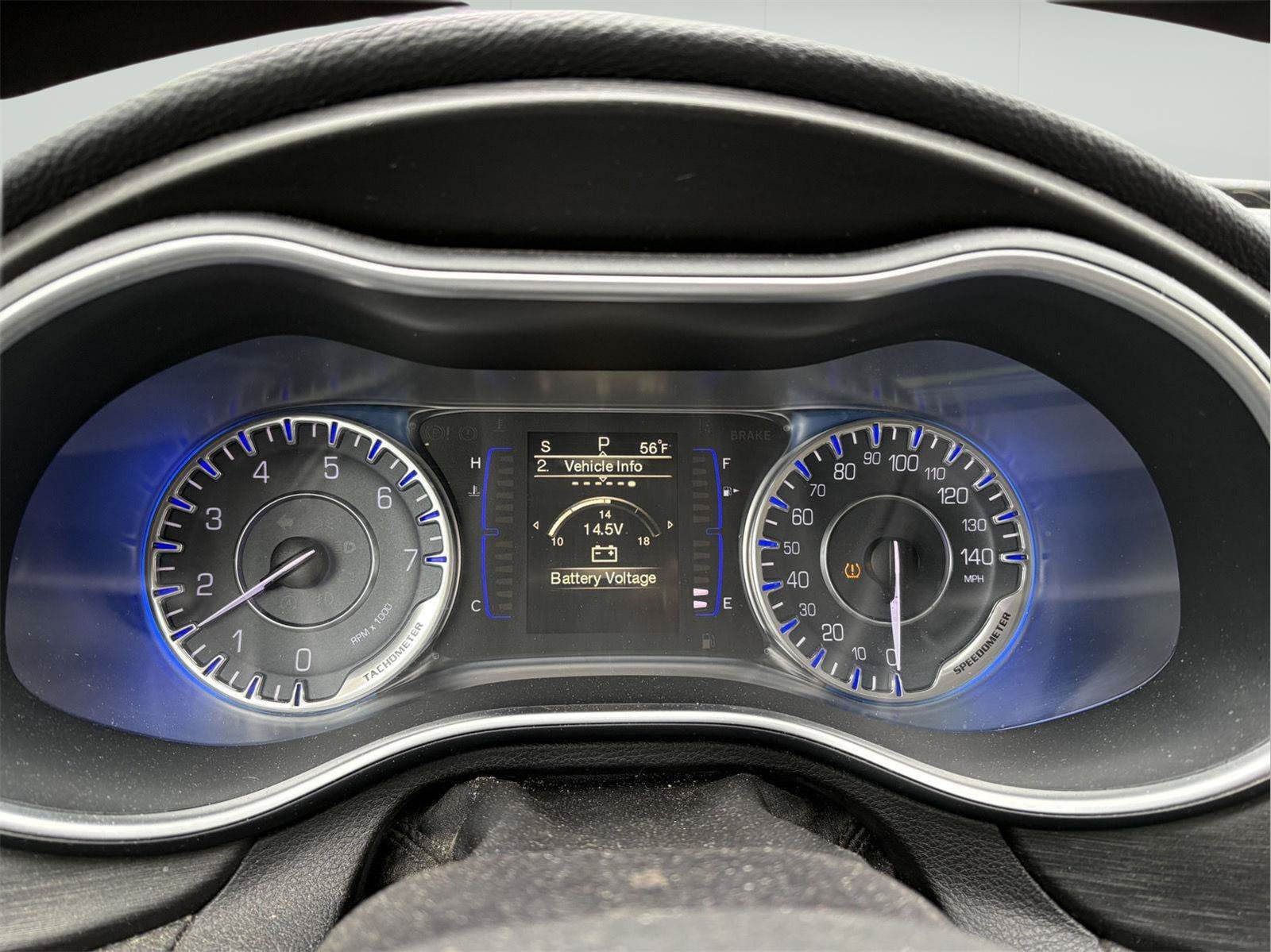 Used 2015 Chrysler 200 Limited w/ Convenience Group FWD image 8