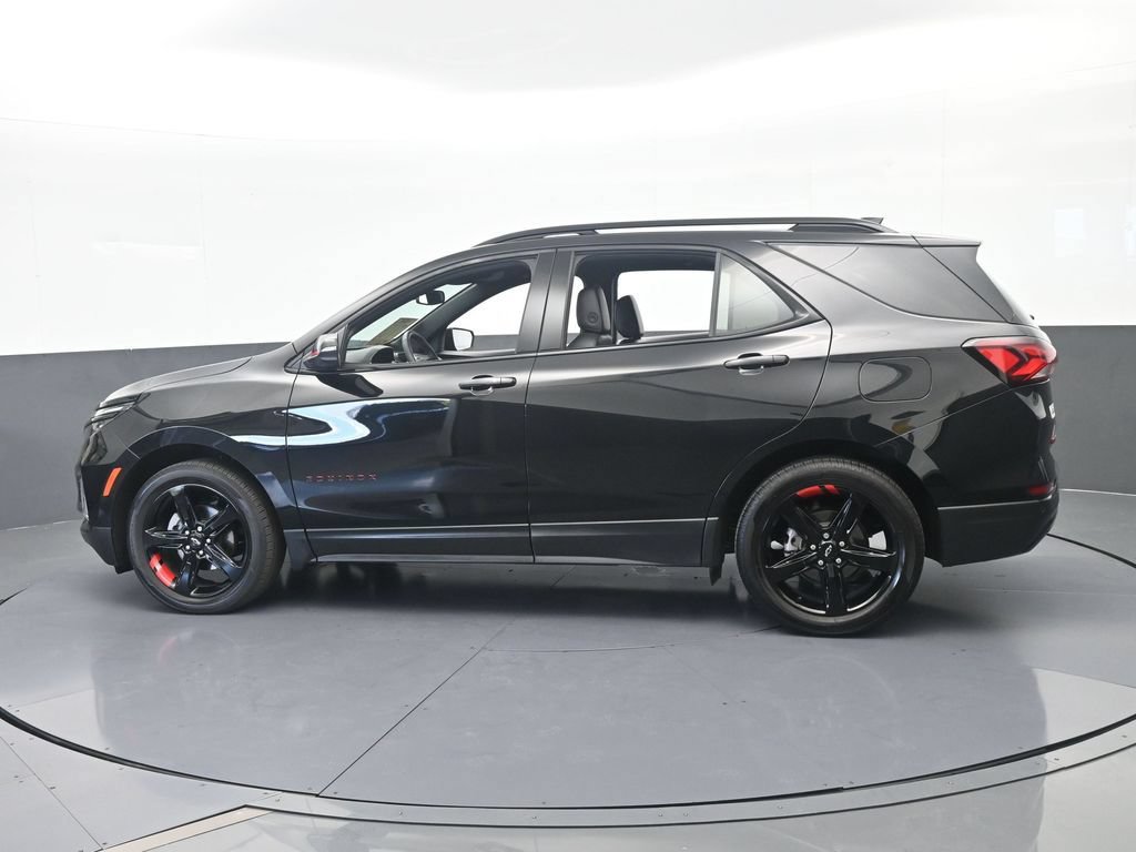 Used 2024 Chevrolet Equinox Premier w/ Redline Edition FWD image 3