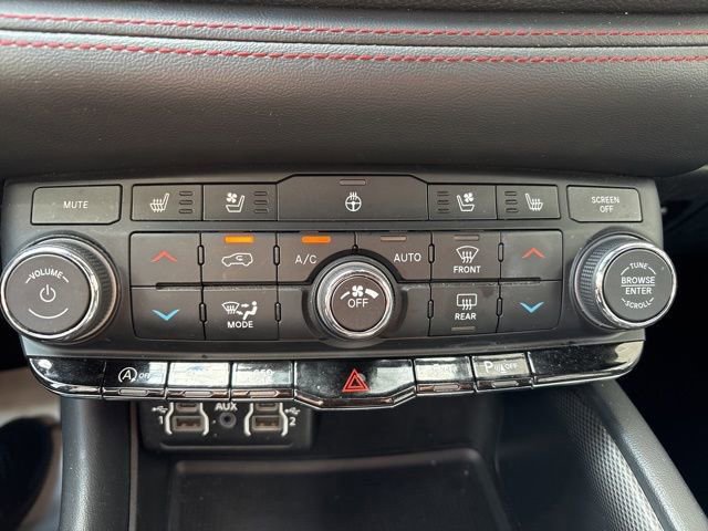 Used 2024 Dodge Durango GT AWD/4WD image 11