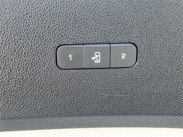 Used 2012 GMC Acadia Denali image 11
