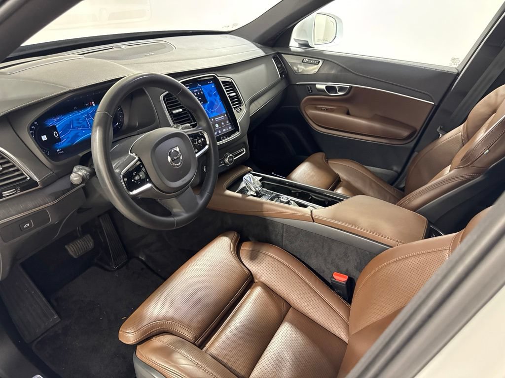 Certified 2024 Volvo XC90 B6 Ultimate w/ Protection Package Premier AWD/4WD image 18