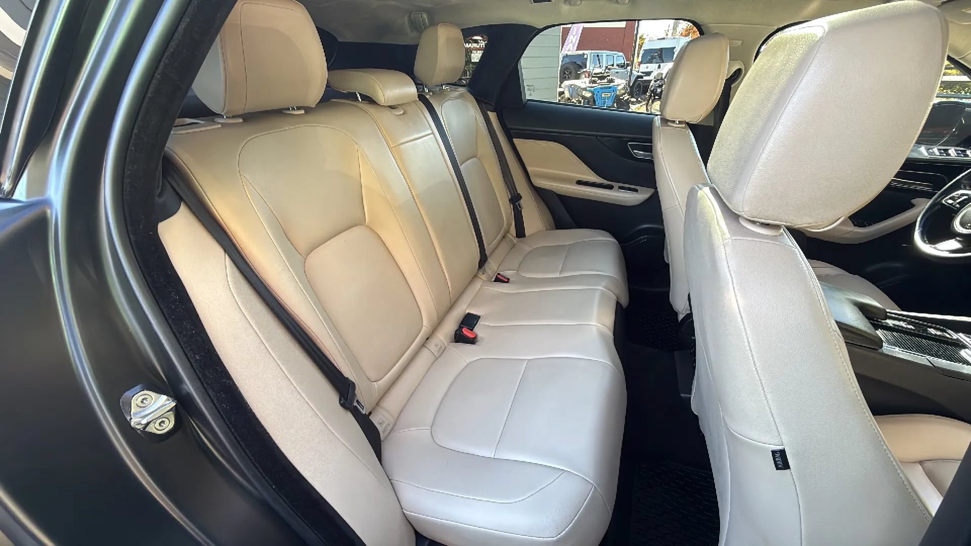 Used 2020 Jaguar F-PACE Premium AWD/4WD image 31