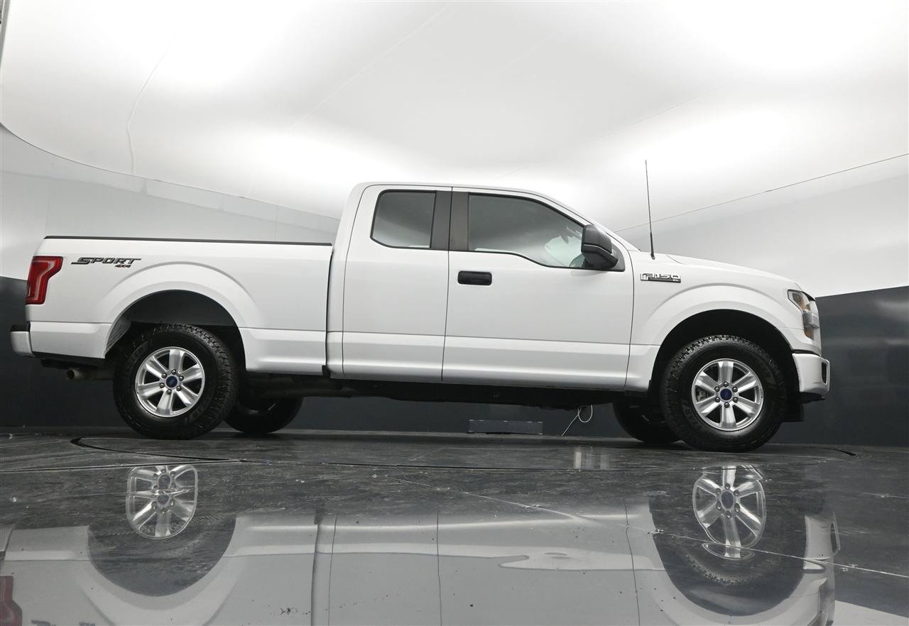 Used 2017 Ford F150 XL w/ Equipment Group 101A Mid AWD/4WD image 30