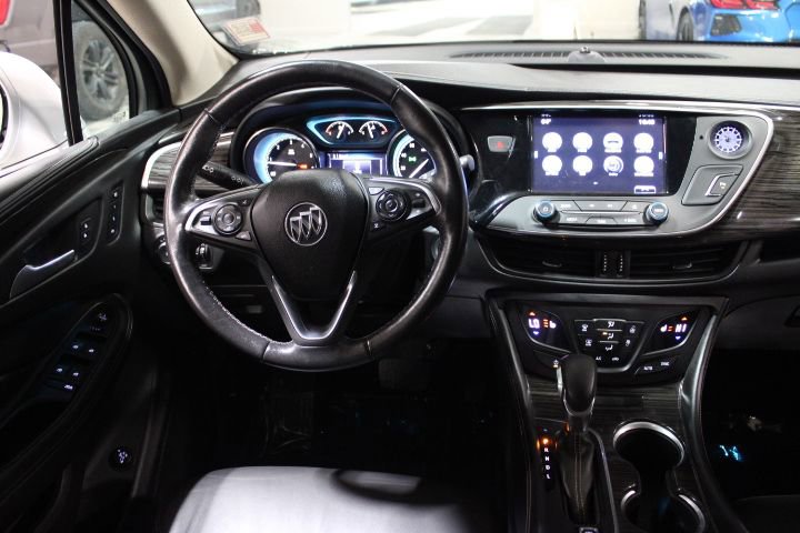 Used 2018 Buick Envision Essence image 29
