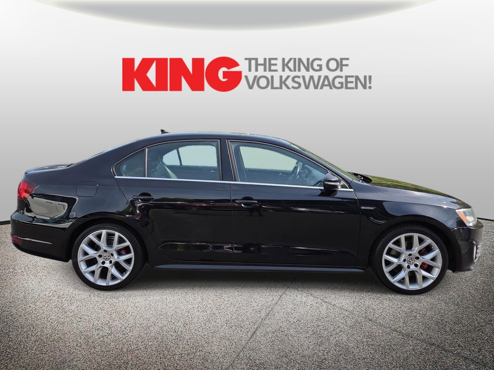 Used 2014 Volkswagen Jetta GLI Edition 30 FWD image 2