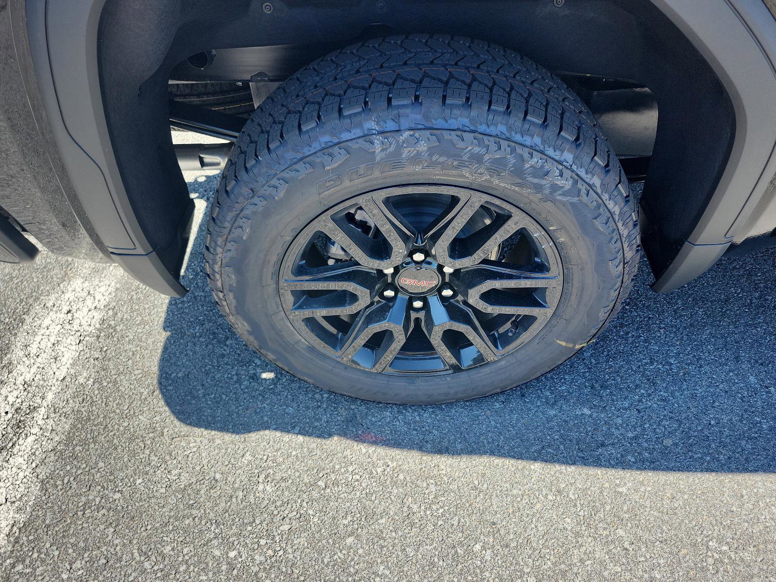 New 2026 GMC Sierra 1500 Elevation image 6