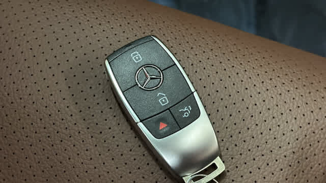 Certified 2026 Mercedes-Benz GLE 450 4MATIC image 37