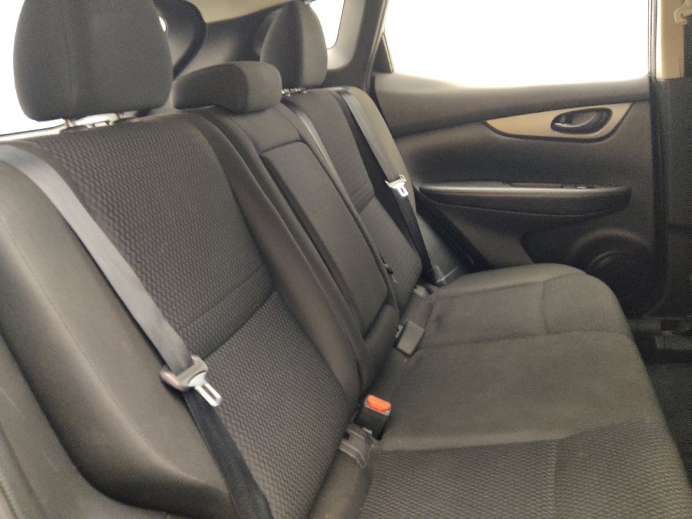 Used 2019 Nissan Rogue Sport S w/ Appearance Package image 19