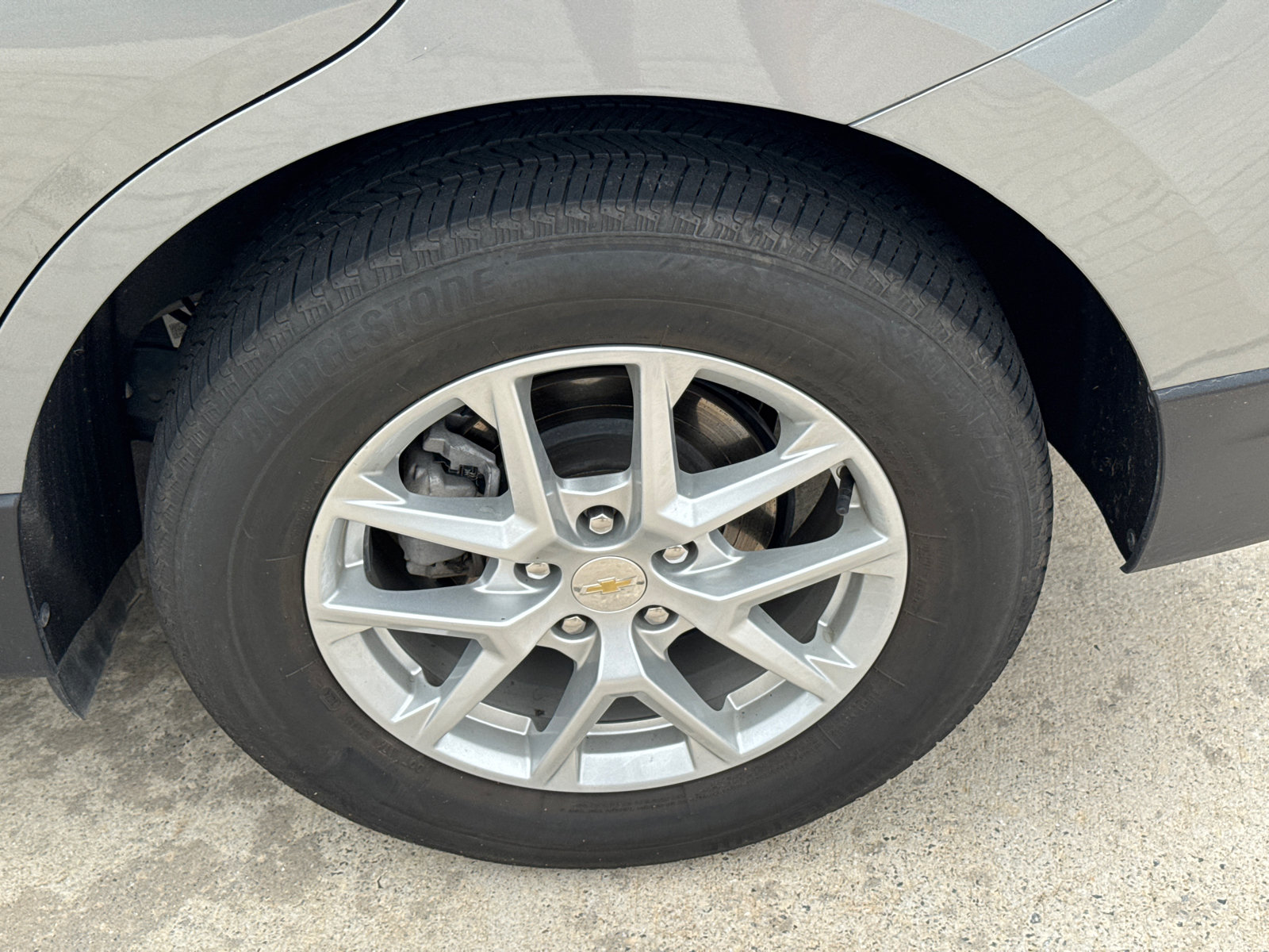 Used 2024 Chevrolet Equinox LT AWD/4WD image 20