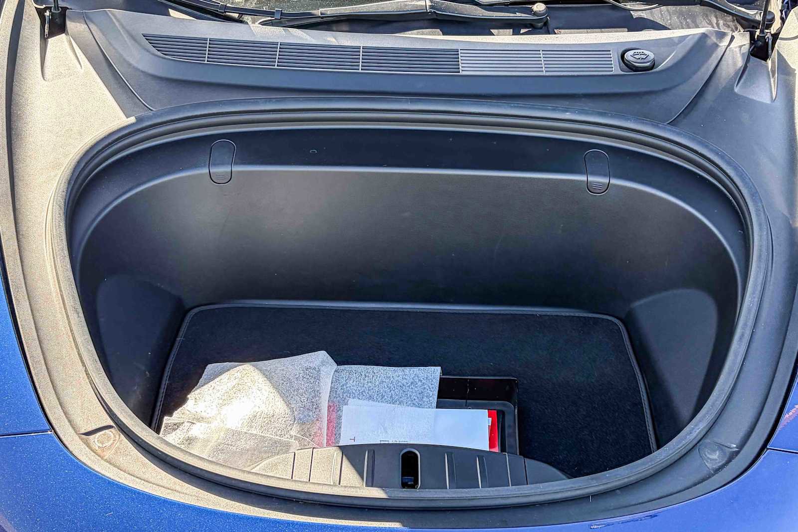 Used 2018 Tesla Model 3 Long Range image 25