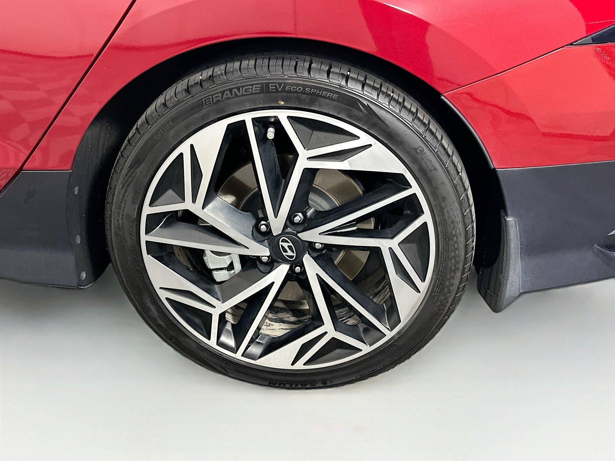 Used 2023 Hyundai Ioniq 6 SEL image 11