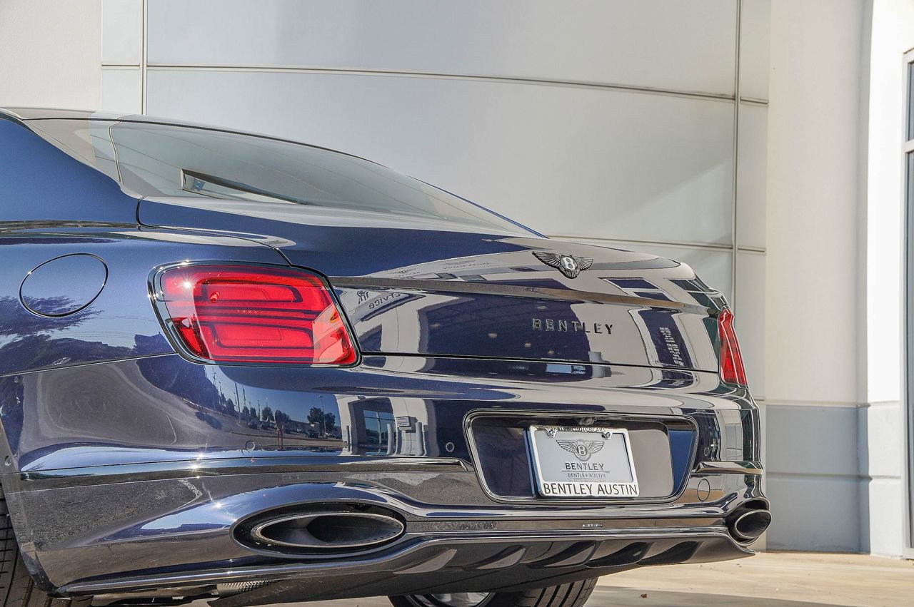 New 2026 Bentley Flying Spur Plug-In Hybrid AWD/4WD image 18
