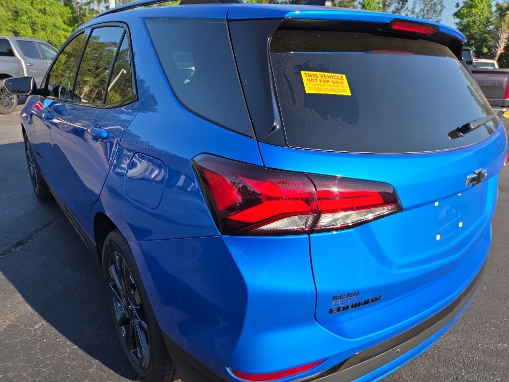 Used 2024 Chevrolet Equinox RS w/ RS Leather Package image 4