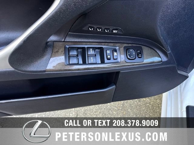 Used 2010 Lexus IS 250C RWD image 21