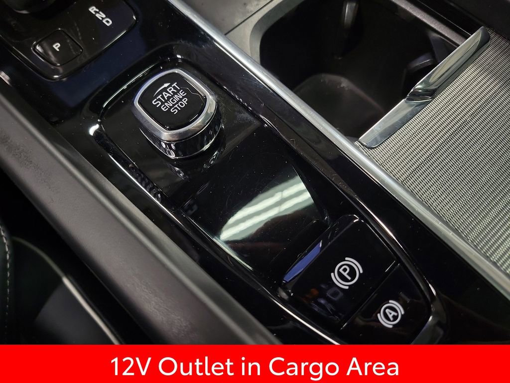 Used 2022 Volvo XC60 T8 R-Design w/ Advanced Package image 16