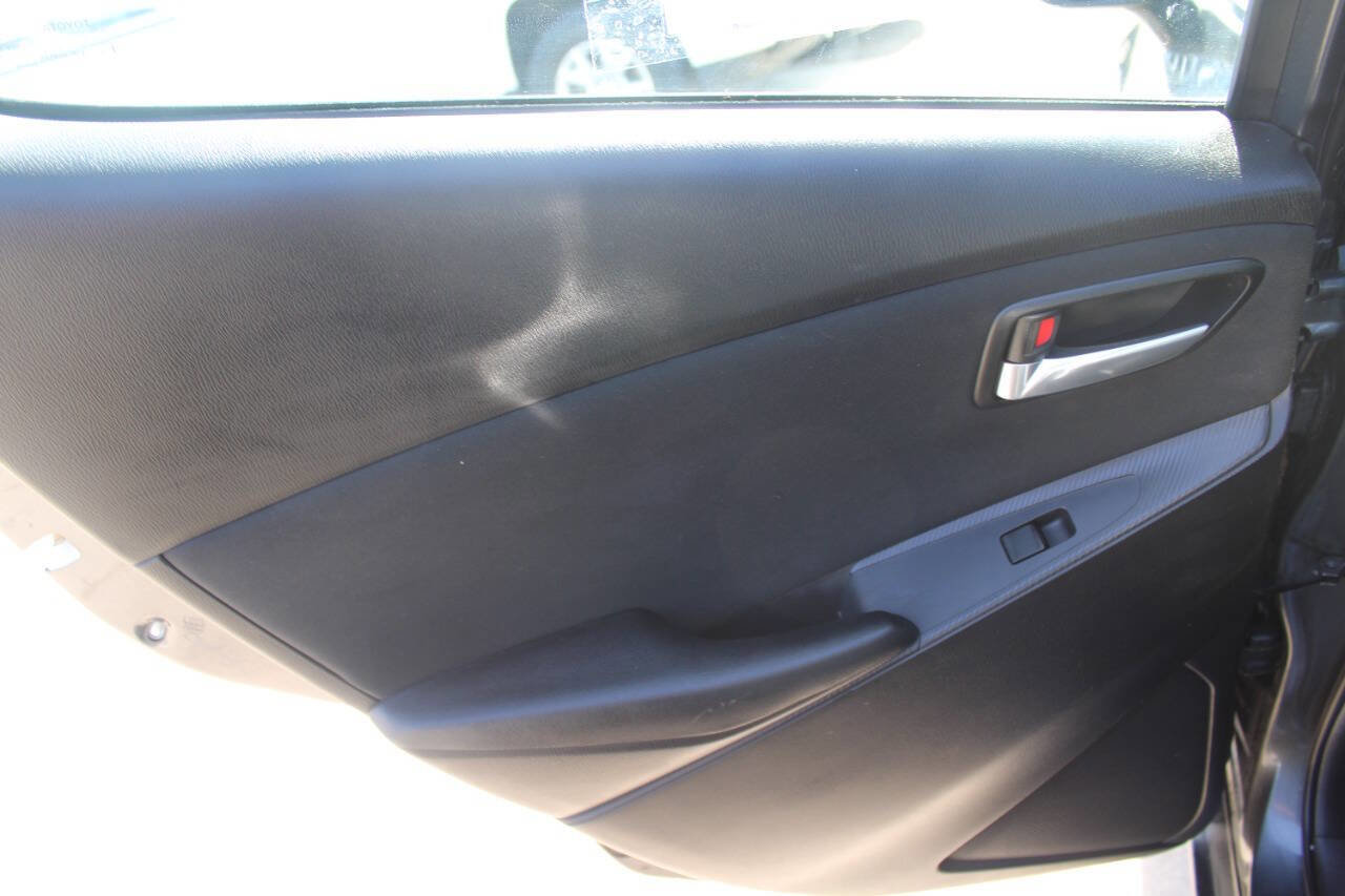 Used 2016 Scion iA FWD image 13