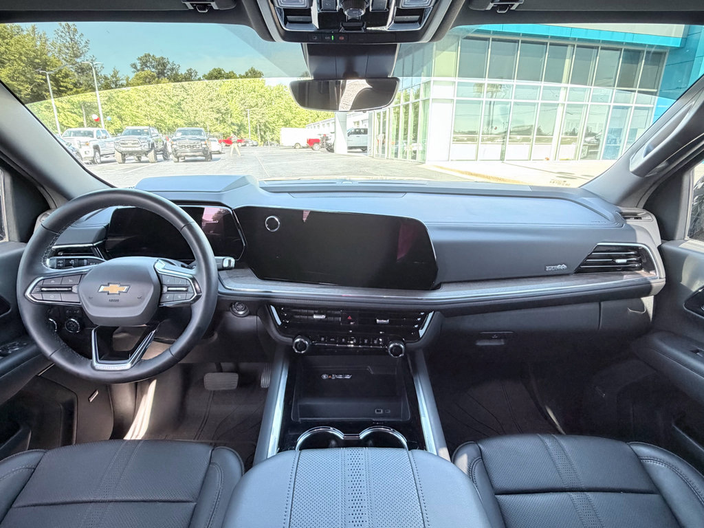 Used 2026 Chevrolet Tahoe High Country RWD image 13