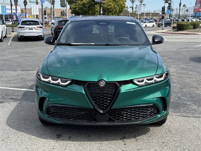 New 2025 Alfa Romeo Tonale w/ Premium Package image 2