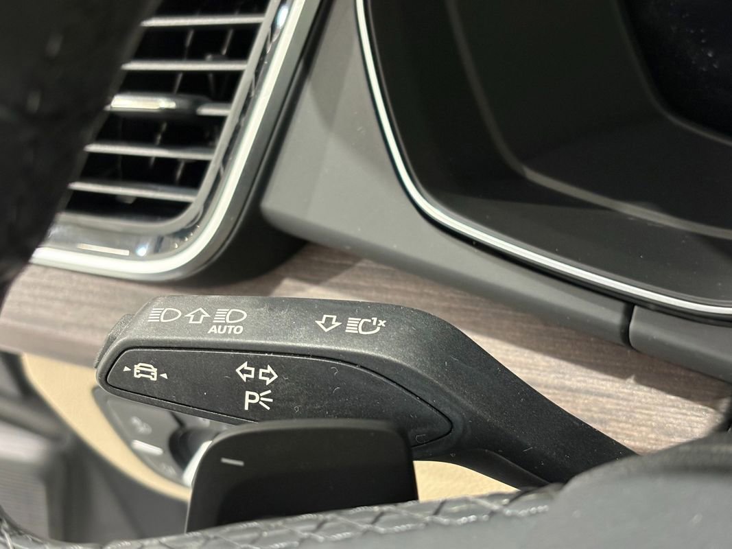 Used 2025 Audi Q5 2.0T Premium Plus w/ Premium Plus Package image 15