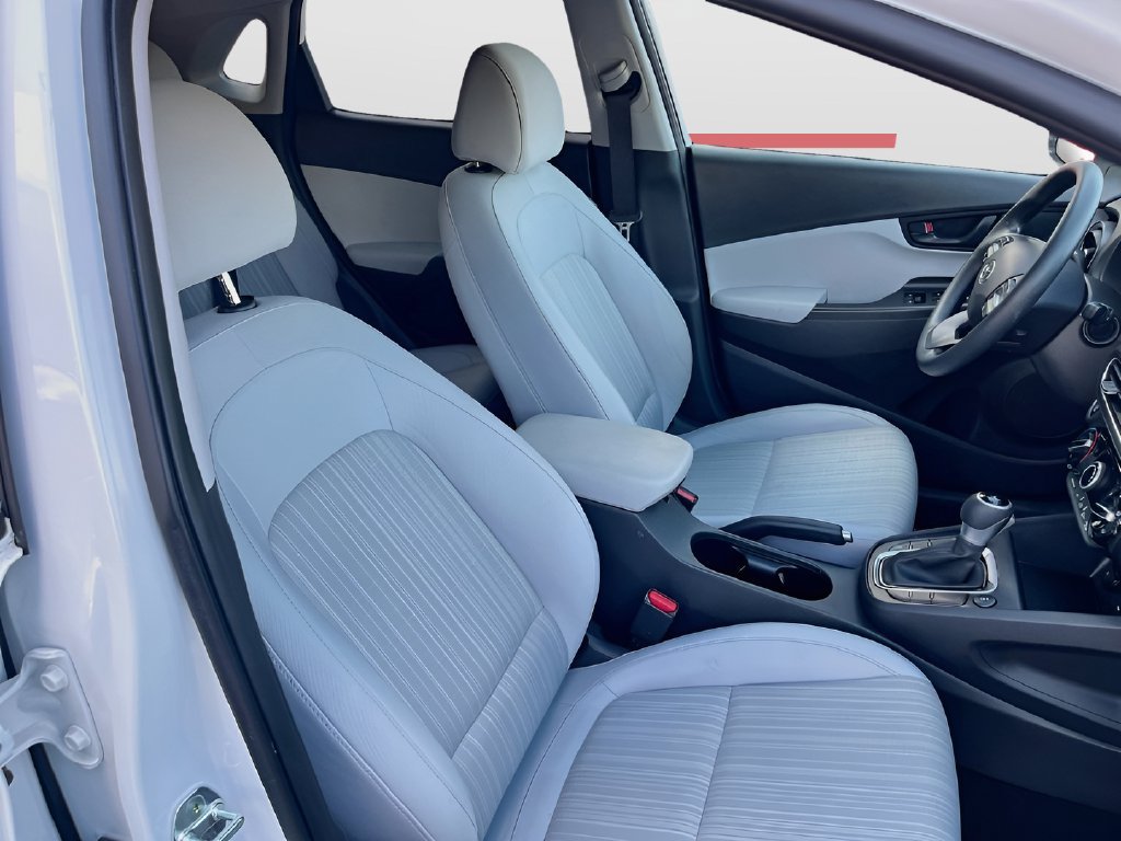 Used 2022 Hyundai Kona SEL AWD/4WD image 26