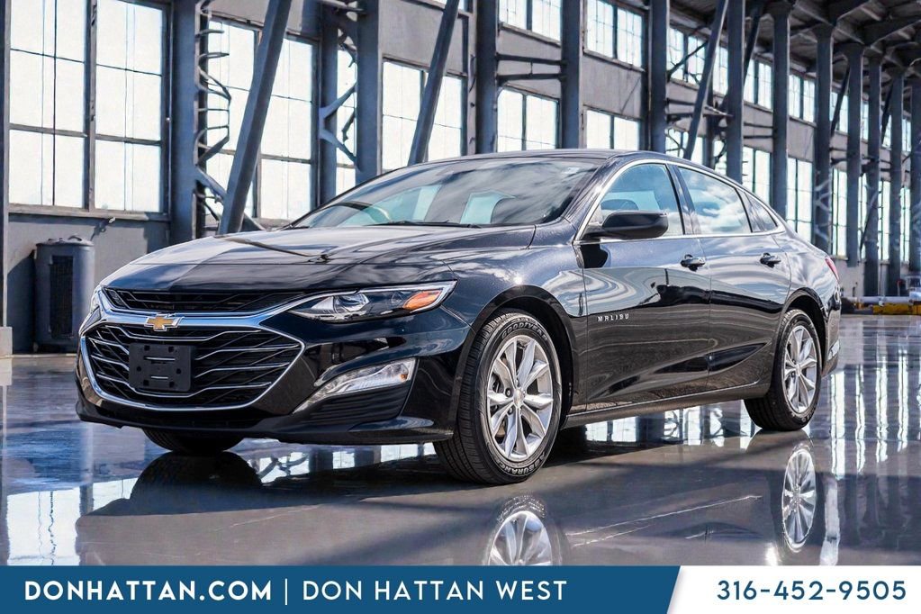 Used 2024 Chevrolet Malibu LT image 1