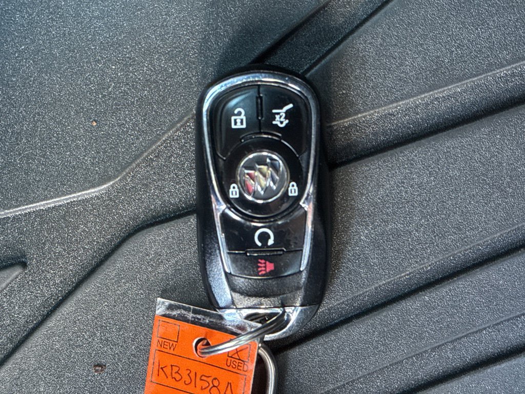 Used 2022 Buick Encore GX Select w/ Sport Touring Package image 46