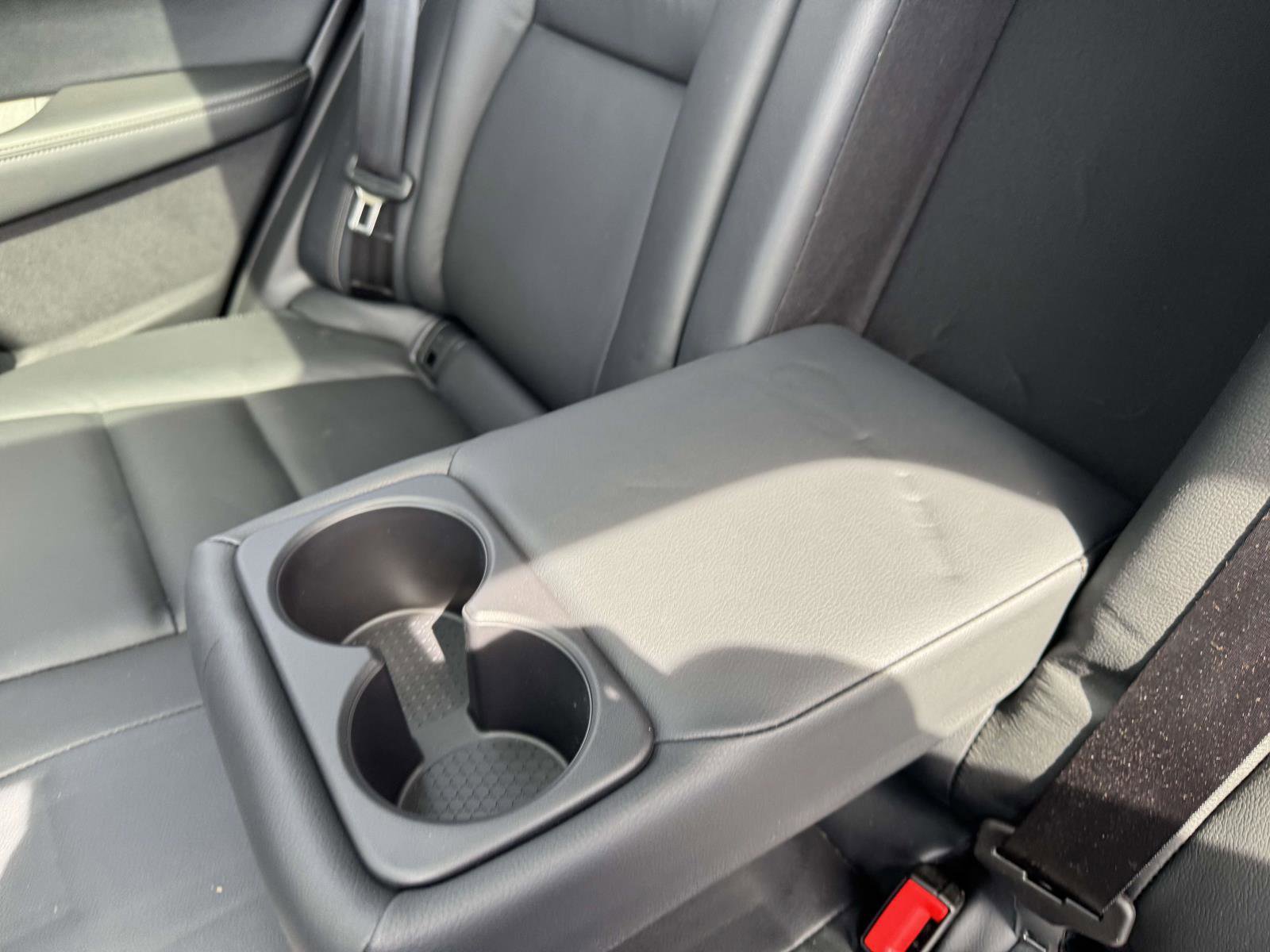 Used 2021 Nissan Rogue SL image 10