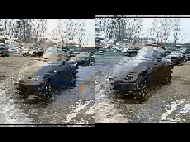 New 2025 MAZDA MX-5 Miata Grand Touring w/ Weather Package image 3