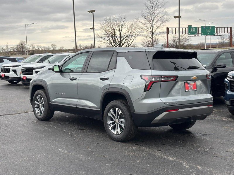 New 2026 Chevrolet Equinox LT image 3