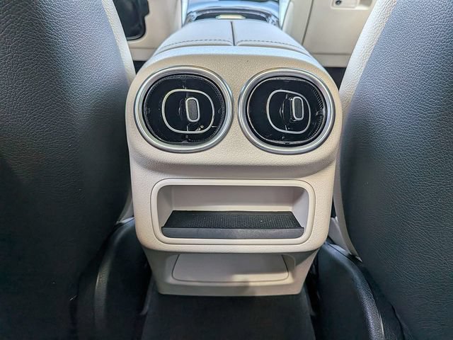 Used 2024 Mercedes-Benz GLC 300 4MATIC image 18