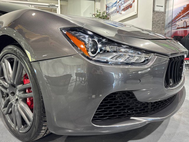 Used 2017 Maserati Ghibli S image 25