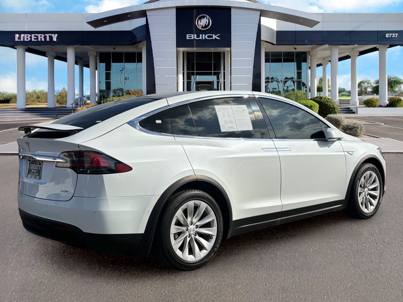 Used 2016 Tesla Model X 70D AWD/4WD image 4