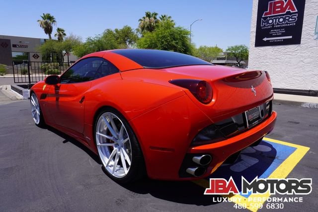 Used 2014 Ferrari California RWD image 52