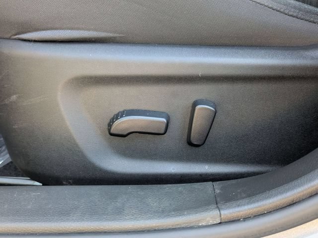 Used 2025 Nissan Altima 2.5 SV FWD image 13