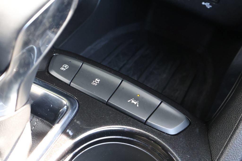 Used 2024 Chevrolet TrailBlazer LT w/ LT Cold Weather Package FWD image 23