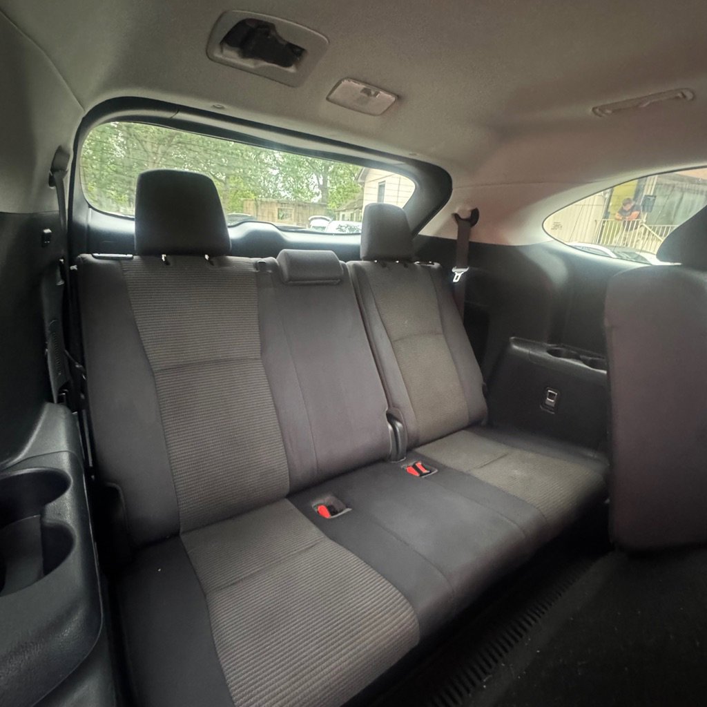 Used 2022 Toyota Highlander L image 14