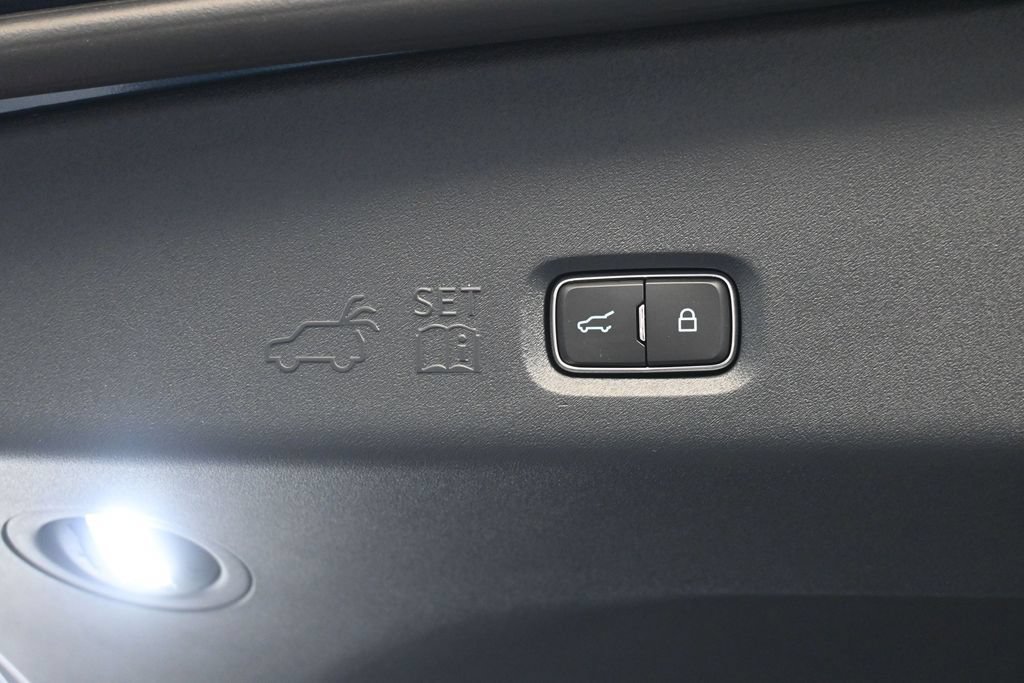 New 2027 Ford Expedition Platinum w/ Stealth Appearance Package RWD image 30