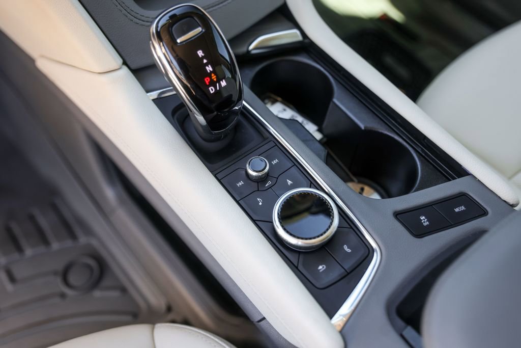 Certified 2023 Cadillac XT5 Premium Luxury w/ Technology Package image 19