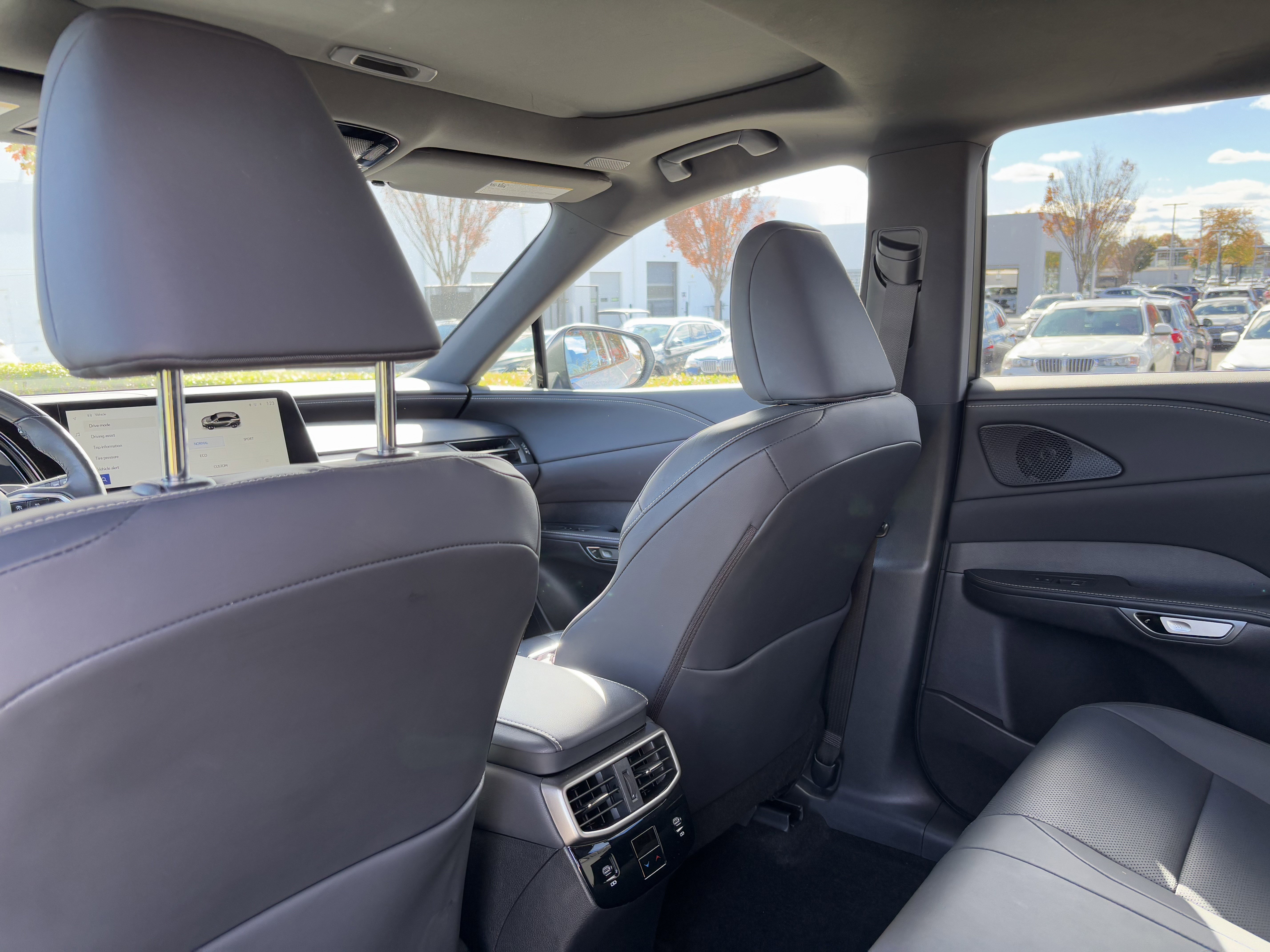 Used 2024 Lexus RX 350 Premium image 33