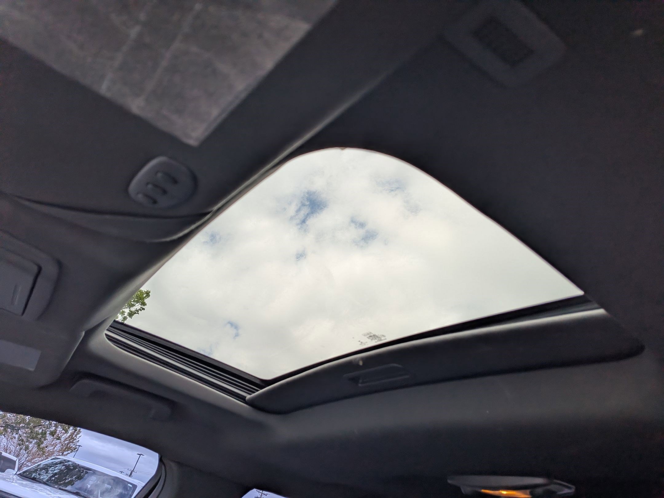 Used 2017 Ford Taurus SHO w/ Sho Performance Package image 18