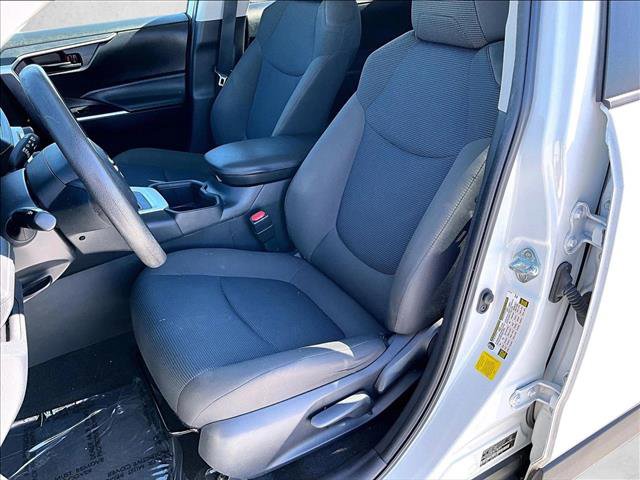 Used 2023 Toyota RAV4 LE image 27