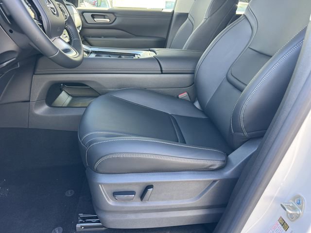 New 2026 Nissan Armada SV image 16