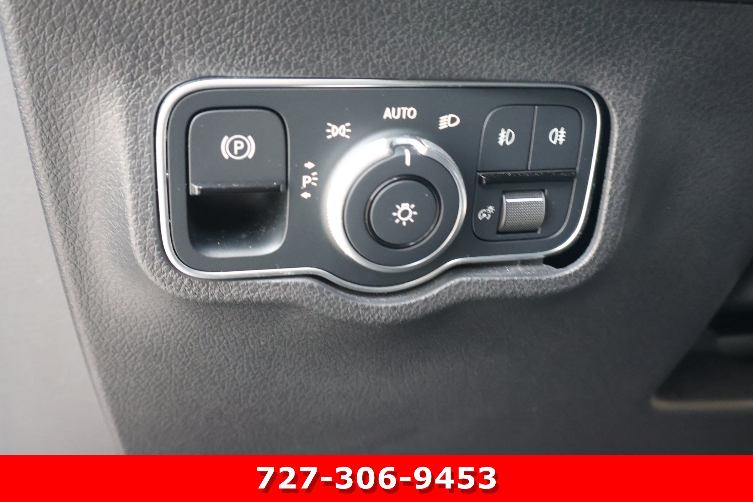 Certified 2023 Mercedes-Benz GLB 250 4MATIC image 23